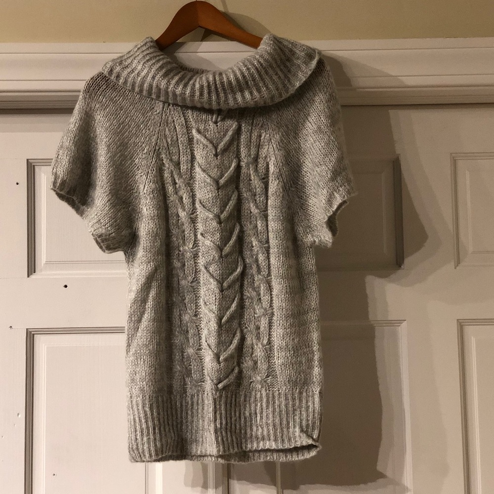 One7Six Knitted Turtle Neck Short sleeve Sweater